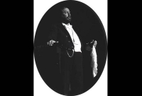 r_pavarotti_port